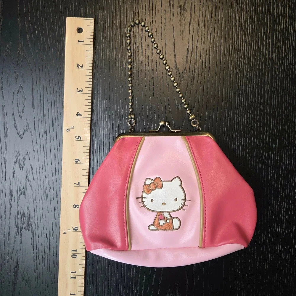 Vivitix Sanrio 2003 Hello Kitty Pink Little Girl's Chain Purse Y2K